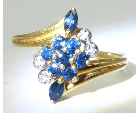 18ct gold diamond and sapphire set cluster ring, size P, 3.0g, P&amp;P Group 1 (£14+VAT for the first lot and £1+VAT for subs