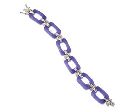 A LILAC JADE AND DIAMOND BRACELET, oblong hoop lilac jade links connected by reeded and diamond-set links. 18.5cm long, 1.5cm