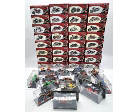 Atlas Editions "Classic Motorbikes", Magazine Issue and similar, a boxed Motorcycle 1:24 scale and similar group comprising o