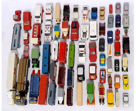 Matchbox, Corgi, Hot Wheels, Tomica and similar, a unboxed group to include Tomica 24 Jaguar XJ-S, Matchbox 2 "B"-Type Bus 19