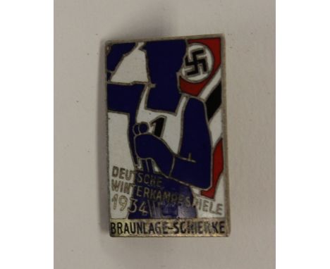 WW2 British Sweethears and cap badges: silver RAMC tie clip, RAF tie clip, WREN's sweetheart, RAF cap badge, and two Welsh Fu