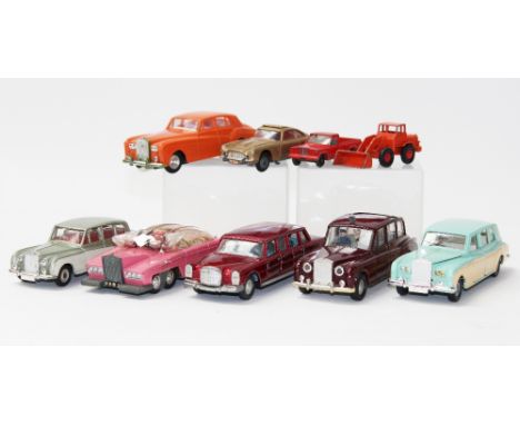 A collection of unboxed diecast model vehicles to include; a Tri-ang Spot-On Model Royal Rolls Royce No.260, Dinky Toys No.19