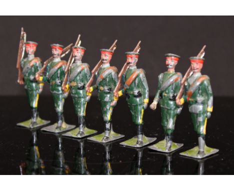 Britains: A collection of Britians set 133 Russian Infantry first version, dated 16.1.1904. (7)