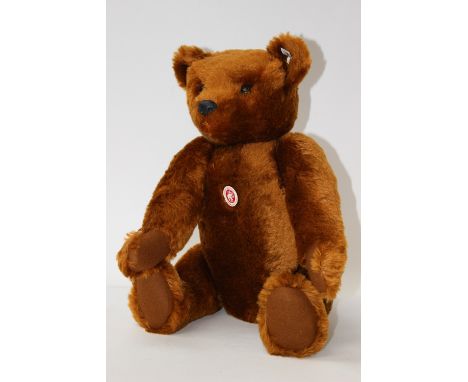 Steiff: A boxed limited Margaret Steiff edition "Bear 55 PB 1902", No.01914/7000, certificate present.