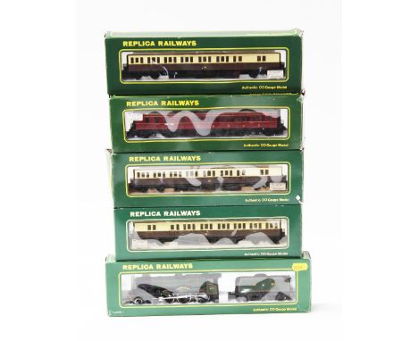 Replica Raiways: A Replica Railways 'OO' Gauge '11151' 4-6-0 engine & tender 'Graythwaite Hall' GW lined green 6976, two No.1