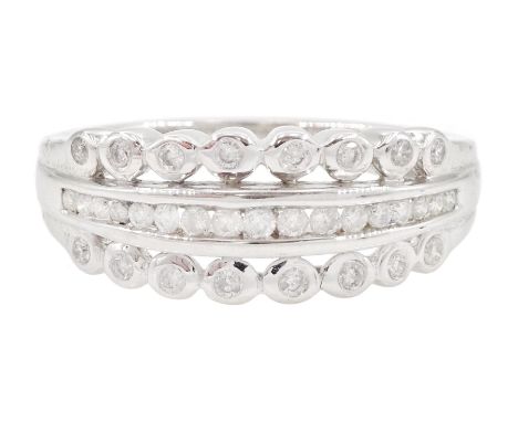 9ct white gold three row, round brilliant cut diamond half eternity ring, hallmarkedCondition Report:Approx 4gm, size N, max 