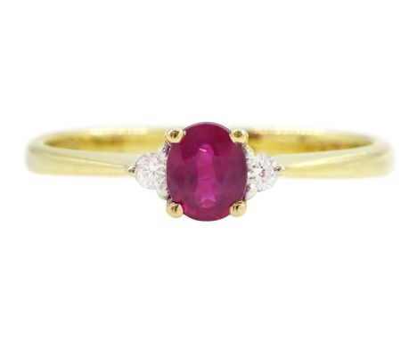 18ct gold three stone oval cut ruby and round brilliant cut diamond ring, stamped 750, ruby approx 0.30 caratCondition Report
