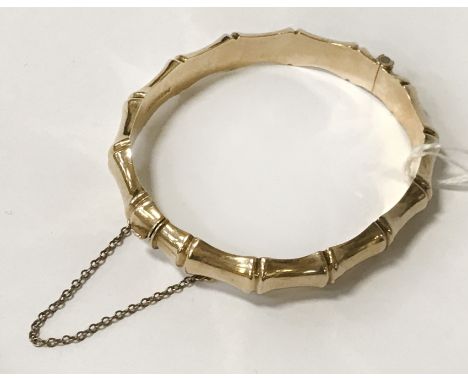 9CT BAMBOO EFFECT CLASP BANGLE 13G