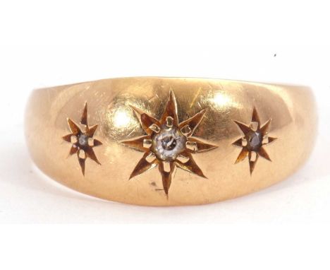 Antique 18ct gold and diamond ring featuring three small diamonds, each in a star engraved setting, Chester 1913, size m