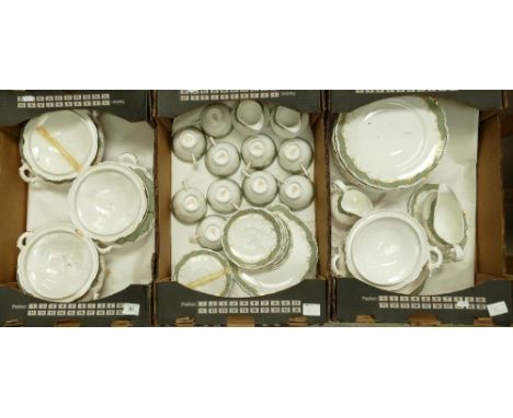 Royal Doulton Fontainebleau: Dinner &amp; Tea ware. Includes 4 tureens and lids, 12 dinner plates (27cm), gravy boat with sau