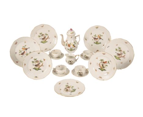 HEREND PORCELAIN PART SERVICE, 20TH CENTURY, comprising 15 dinner plates, 8 sides plates, 8 tea cups and saucers, a coffee po