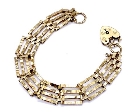A 9ct gold gate bracelet, weight 10.2g