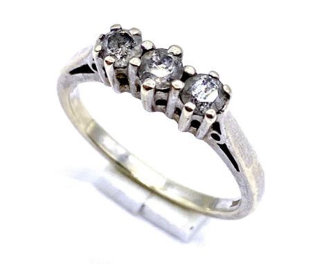 A 9ct white gold diamond 3 stone ring set with a total of 0.5ct diamonds, size N 1/2