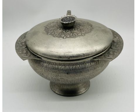 An Eik Tinn (Norway) pewter tureen with matching ladle