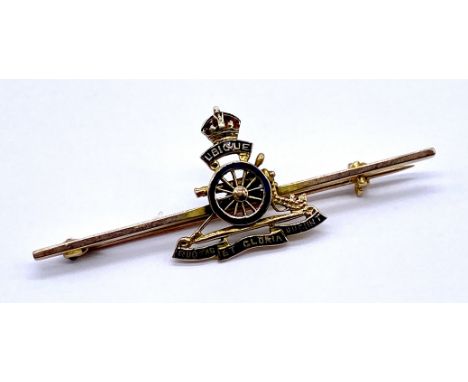 A 9ct gold and enamel Royal Artillery brooch, total weight 2.7g