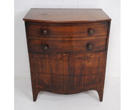 A Georgian mahogany bow-fronted commode, with ebony stringing - length 61cm, depth 41.5cm, height 70.5cm