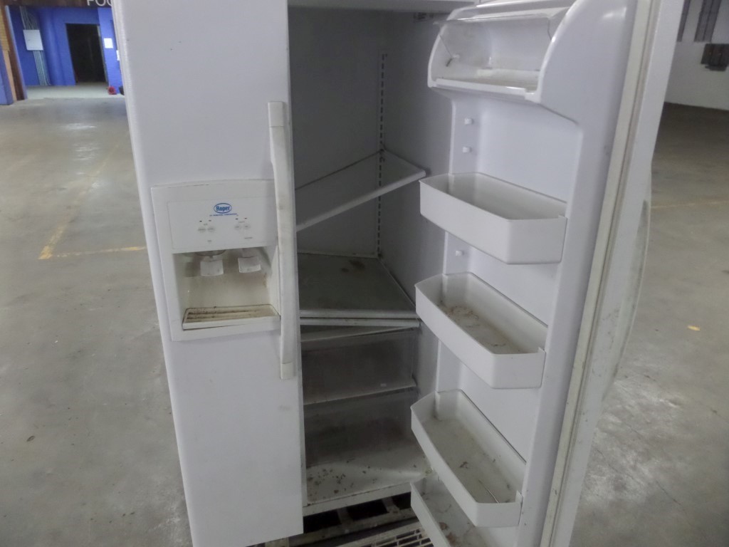 Roper Sidebyside refrigerator Needs Cleaning