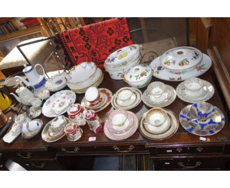 A COLLECTION OF BAVARIAN CABINET CUPS AND SAUCERS with gilt decoration and similar decorative ceramics