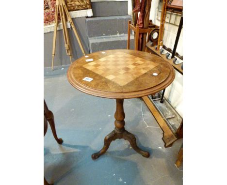 Tripod leg walnut games table with inlaid fruitwood chess board, H: 68 cm