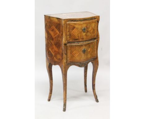 AN 18TH CENTURY OAK KINGWOOD PETIT TWO DRAWER COMMODE (for restoration), with ormolu mounts and curving legs. 2ft 7ins high, 