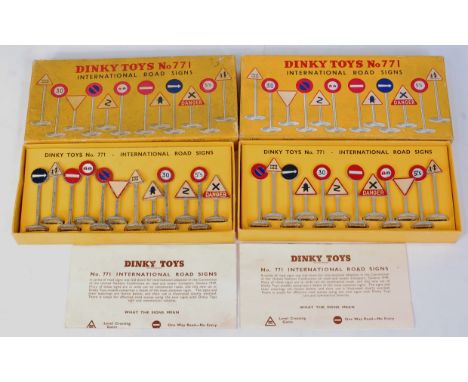 Dinky Toys, 771 International Road Signs comprising of; 12 assorted signs, with instructions leaflet, in the original lift-of