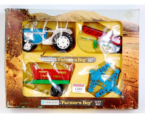 Lone Star, No.1740 Tractor and Implement Gift Set, comprising of International 946 Tractor, Elevator, Disc Harrow and Hay Tra