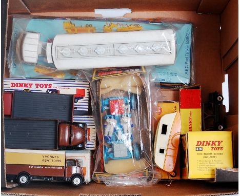 Dinky Toys Boxed, Part Boxed and Repainted Diecast Group, to include No.945 "Esso" AEC Fuel Tanker, box base only (GBG), Dink