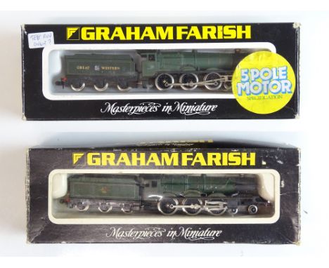 A pair of N Gauge steam locomotives by GRAHAM FARISH to include a Hall Class in GWR livery and a Castle Class in BR livery - 
