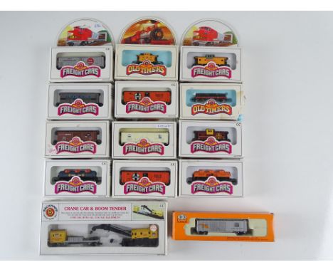 A quantity of BACHMANN N Gauge American Outline freight cars - all boxed - together with a similar CON-COR example - G/VG in 