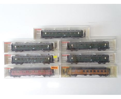 A group of boxed German Outline HO Gauge passenger coaches - mostly in DB green livery by FLEISCHMANN - G/VG in G boxes (7)