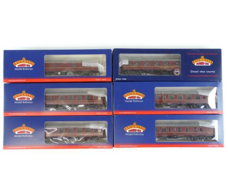 A group of BACHMANN Mk.1 coaches all in BR maroon livery - VG/E in VG boxes (6)