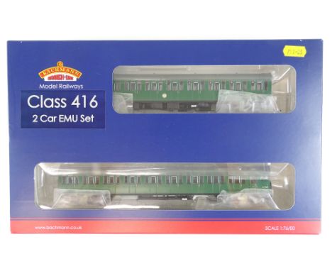 A BACHMANN OO Gauge 31-376 2EPB 2-car EMU in BR Southern Region green livery - VG/E (looks barely used) in VG box