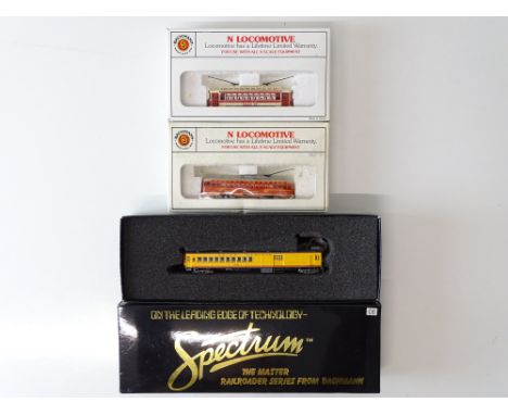 A pair of American Outline N Gauge trolley cars by BACHMANN together with a gas electric Doodlebug by SPECTRUM - G/VG in G bo