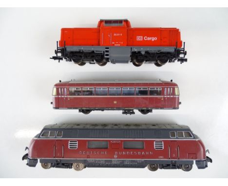 A group of unboxed HO Gauge German Outline diesel locos and a railbus by FLEISCHMANN - G (unboxed) (3)