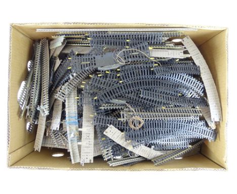 A tray containing a large quantity of HO Gauge track - mostly FLEISCHMANN Profi - G (unboxed) (Q)