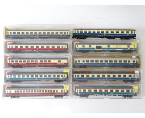 A group of HO Gauge German Outline passenger coaches by FLEISCHMANN in various DB liveries - G/VG in G boxes (where boxed) (1