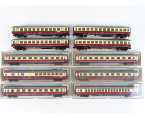 A group of HO Gauge German Outline passenger coaches in TEE livery by FLEISCHMANN - G in G boxes (10 - 4 unboxed)