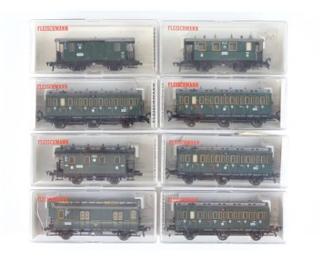 A group of HO Gauge German Outline 4 and 6 wheel passenger coaches by FLEISCHMANN - G in G boxes (8)
