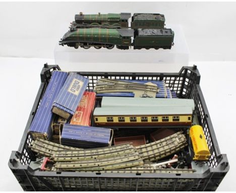 A QUANTITY OF HORNBY "OO" GAUGE, includes a "Mallard" engine in green livery, with tender, various rolling stock, some origin