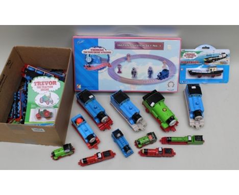 THOMAS THE TANK ENGINE AND FRIENDS, CLICKETY CLACK TRACK instant system set no.1 in sealed box, RTL Trevor the Traction Engin