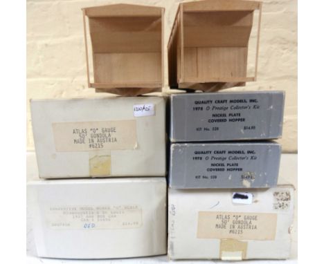 Two boxed Atlas gondolas, innovative model works 1937 AAR box car, two prestige collectors kit nickel plated covered hopper