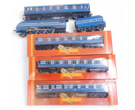 Hornby OO gauge locomotive and rolling stock, including Coronation class locomotive Coronation 4-6-2 first class and third cl