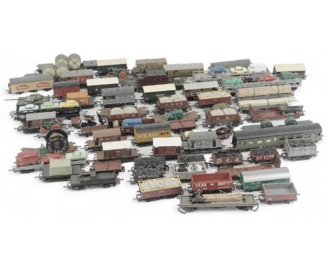 Hornby, Lima and other OO gauge rolling stock, including 37 tonne hopper wagons, Harvey Bros Livestock Louth Lincs cattle tru
