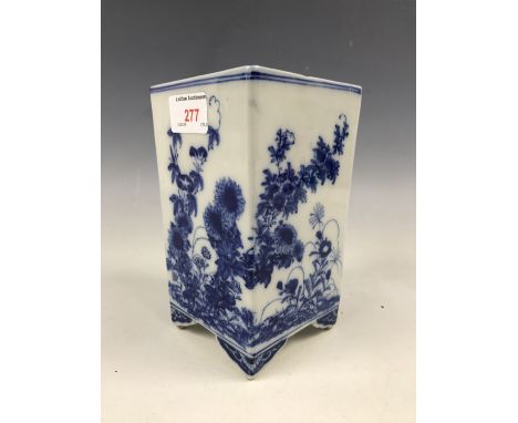 A Japanese reproduction blue-and-white planter