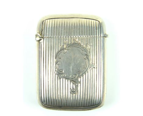 Edward VII silver vesta case, the ribbed body with vacant cartouche, by Henry Wilkinson Ltd, Birmingham 1902, 5 cm high, 35 c
