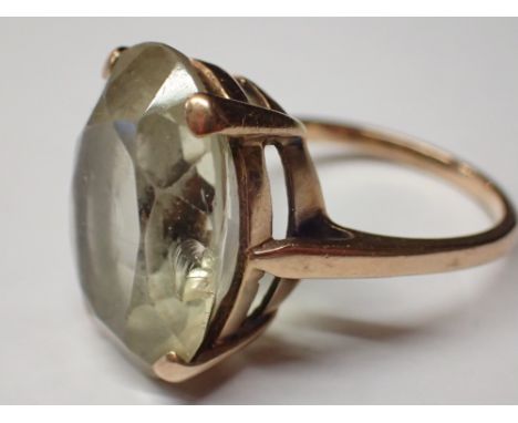 9ct gold faceted stone set ring size R 6.9g