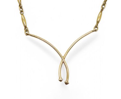 A 9ct gold arrow necklace, length approx 42cm, weight 13.8gms Condition Report:Available upon request
