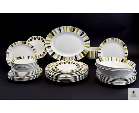 Midwinter Dinner Ware comprising 6 large dinner plates, 6 smaller dinner plates, 6 side plates, 6 large side plates, 4 bowls,
