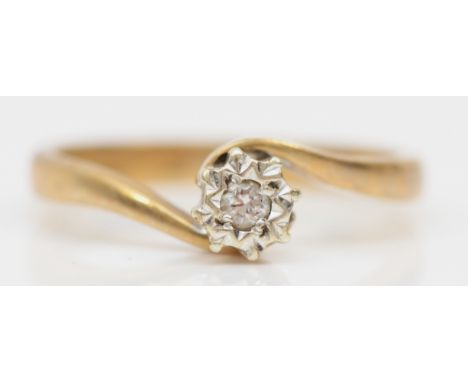 A 9ct brilliant cut illusion set diamond ring, N-O, 2.2gm. 