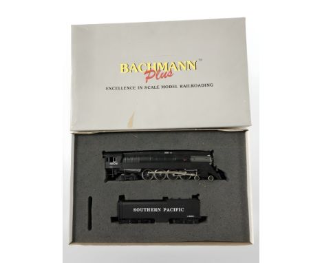A Bachmann Plus HO scale model 4-8-4 'Black & Silver War Baby' Southern Pacific locomotive engine.
